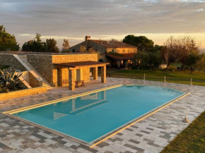 Hotels in Chianni